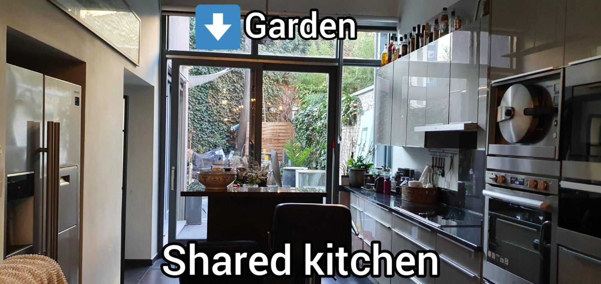 Guesthouse Marie Therese Брюксел Стая снимка